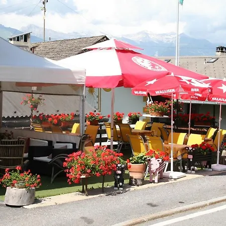 Couette-café Café De La Poste Agettes