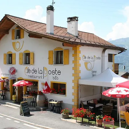 Cafe De La Poste