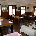 Cafe De La Poste