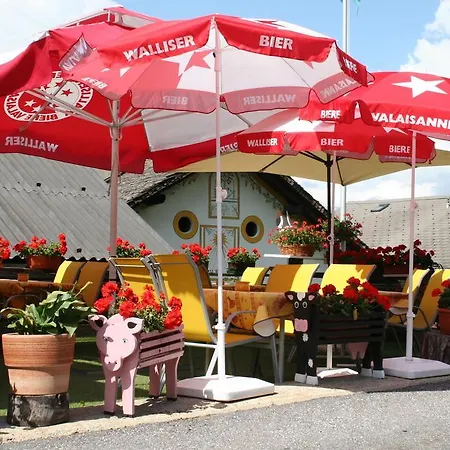 Cafe De La Poste